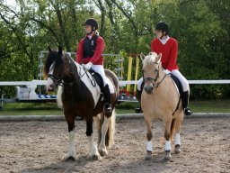 418772_10151090365243585_1940788403_n